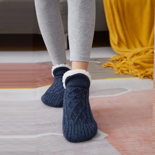 Women Mens Winter plush fleece lined short socks shoes